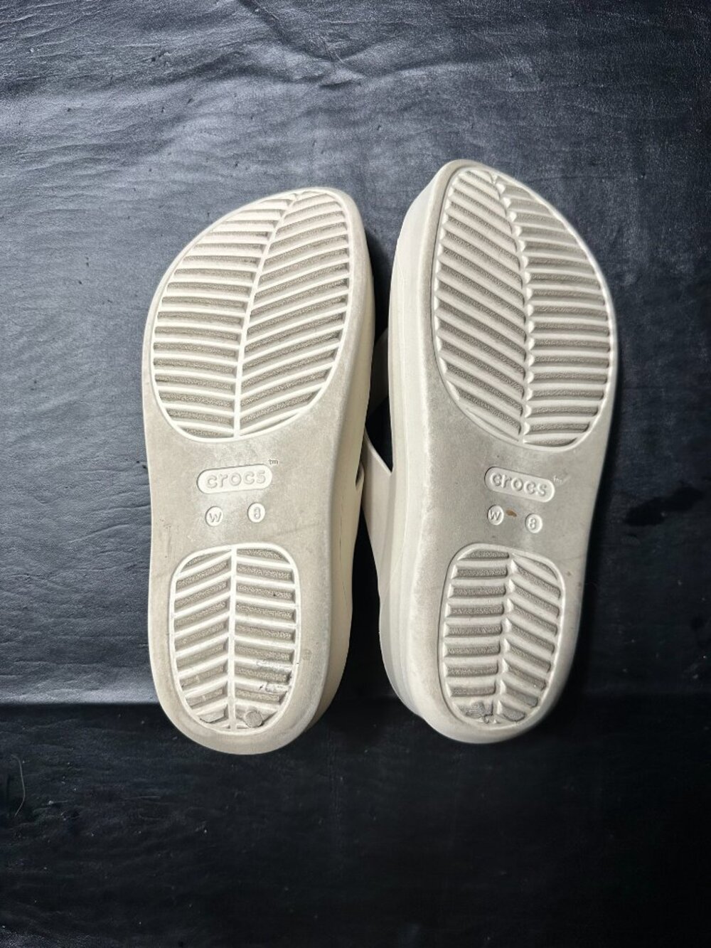 Crocs Women's Getaway Flip Flop Sandals - Picture 2 of 3